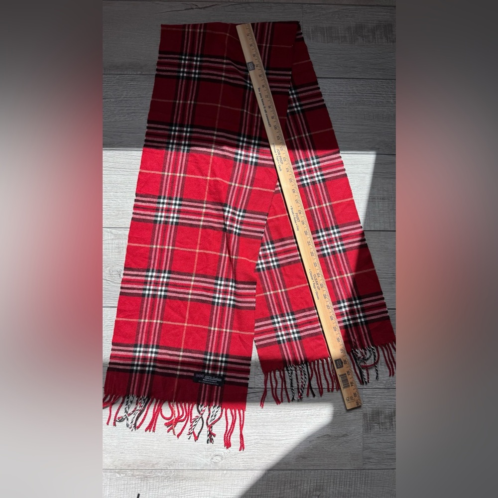 Cashmere 100% Classic Red Tartan Men's women’s Scarf made in Scotland - Picture 6 of 6